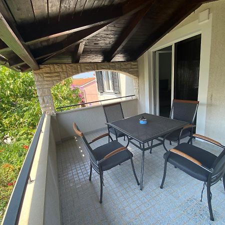 Maris Apartment Premantura Bagian luar foto