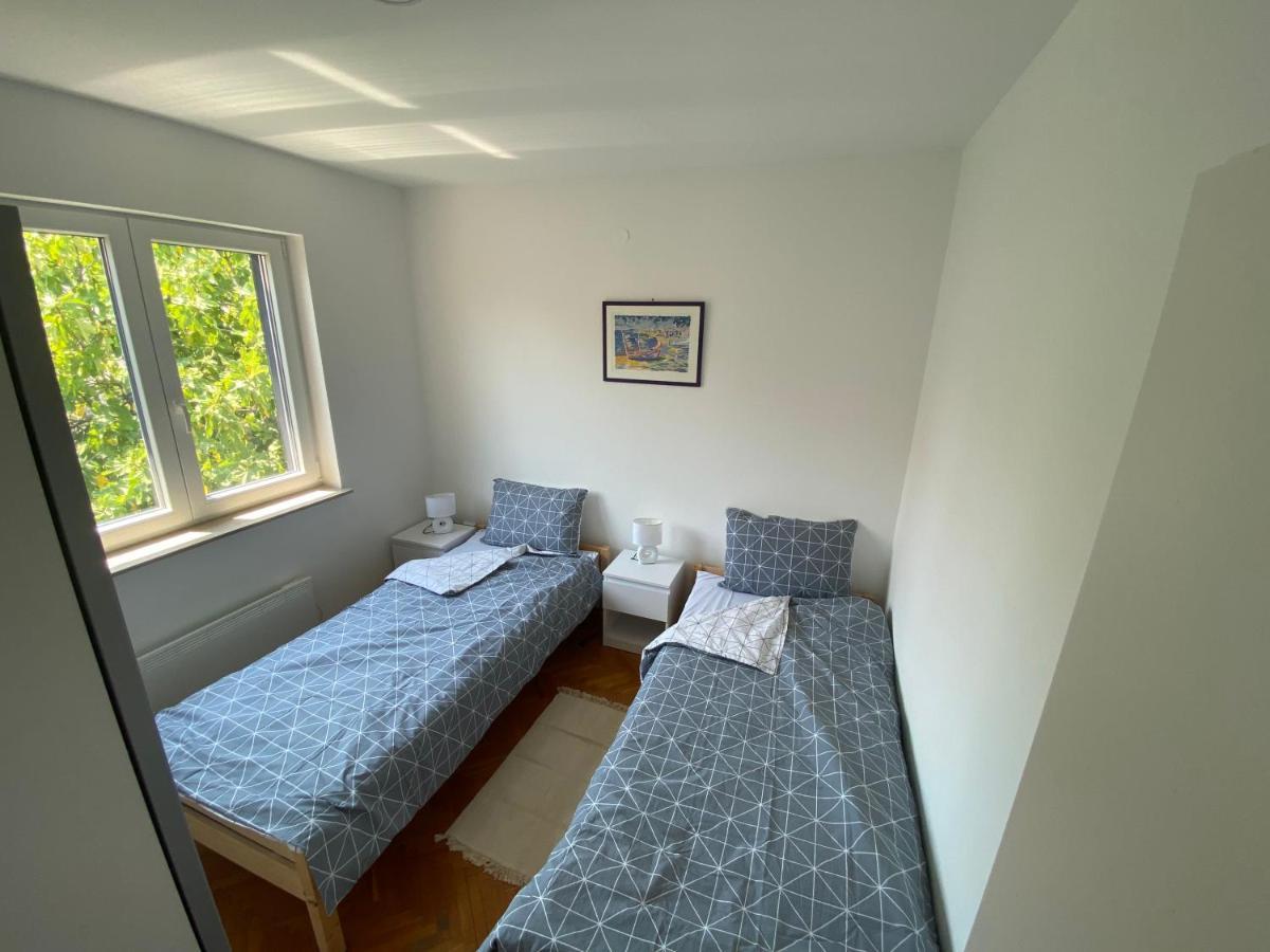Maris Apartment Premantura Bagian luar foto