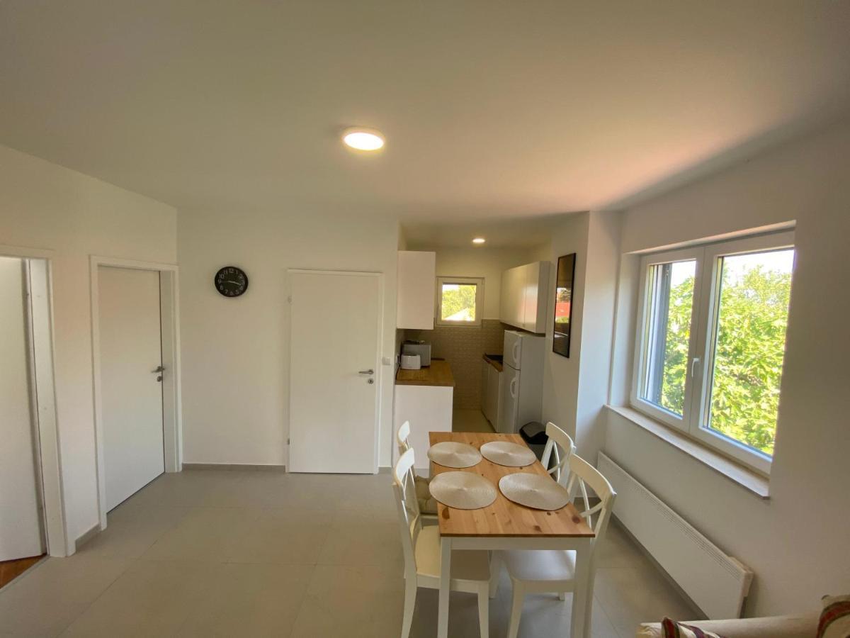 Maris Apartment Premantura Bagian luar foto